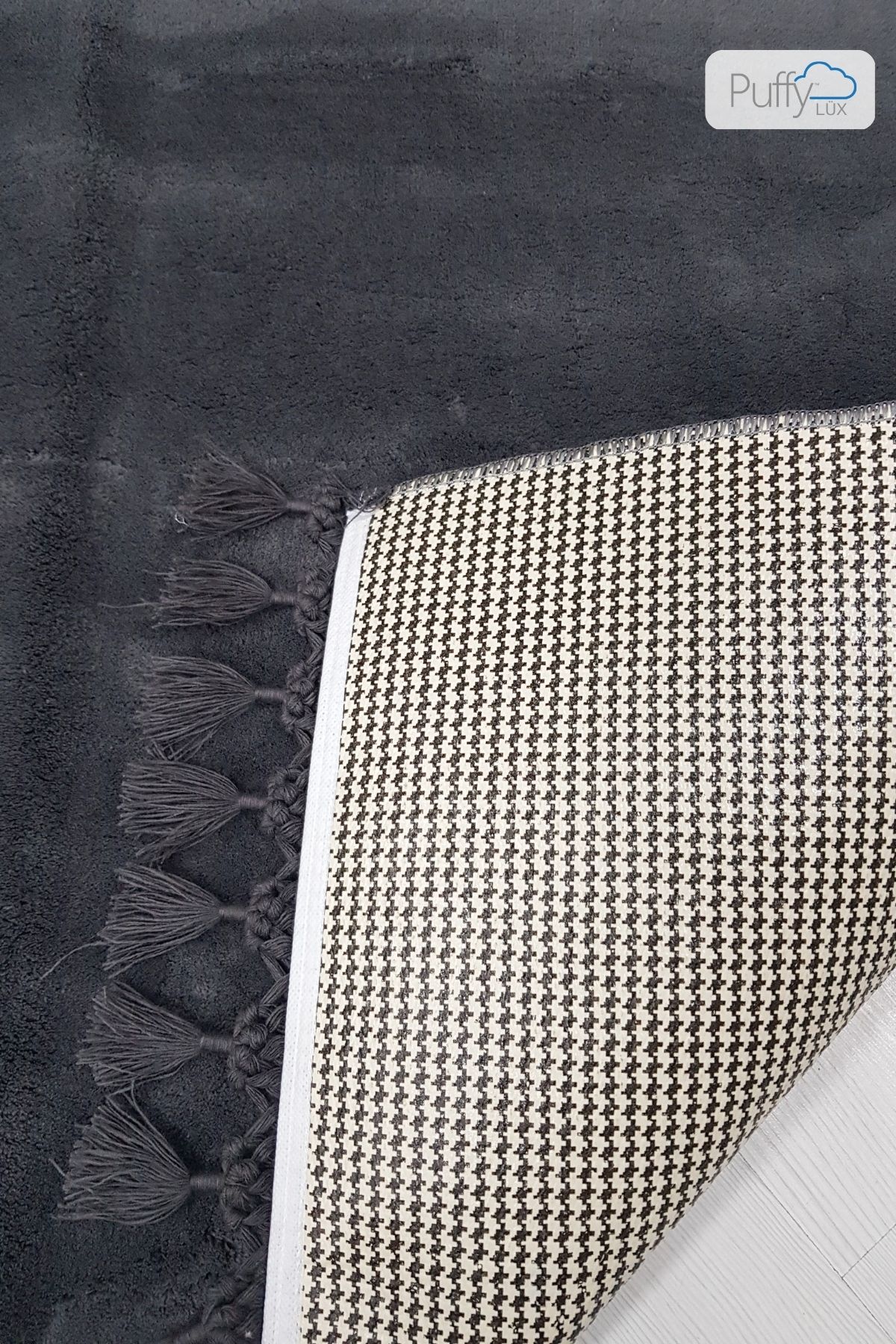 Lüx Antrasit Puffy Peluş Deri Taban Yıkanabilir Halı