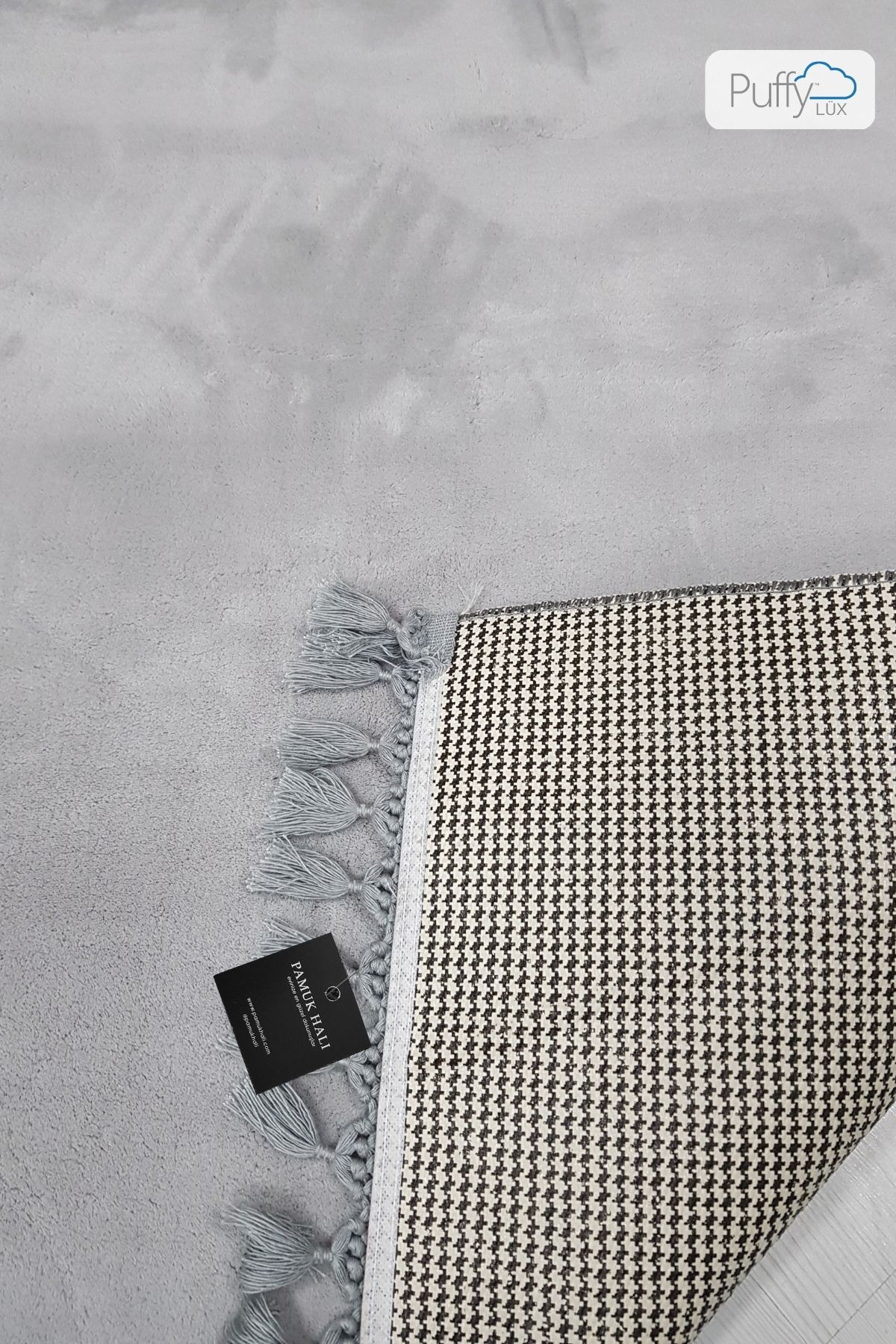 Gri Yuvarlak Puffy Peluş Yıkanabilir Halı