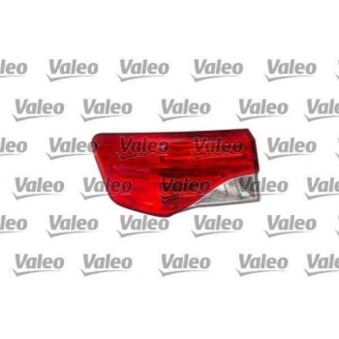 STOP LAMBASI SOL LEDLI AVENSIS SEDAN 2011- - VALEO 044905