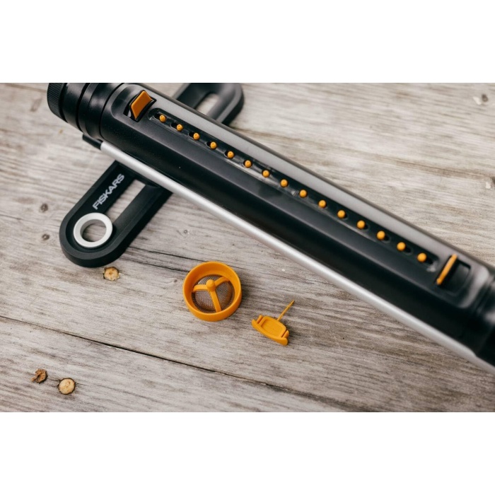 Fiskars 1070831 X Serisi Solid Salınımlı Fıskiye Oskilator (S-L)