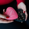 ELAMORE Vişneli | Pembe Kalp Küçük Metal Kutu | Vegan Çikolata