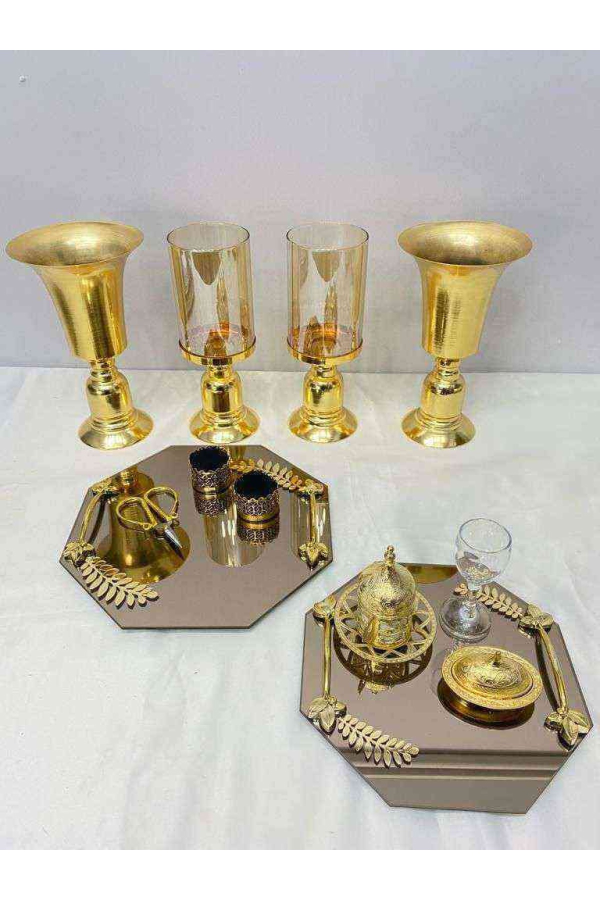 Yüzük Tepsisi ve Damat Kahvesi İkili Set Tepsi Vazo Şamdan Gold Nişan Söz