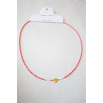 Kum Boncuklu Yonca Kolye - Nar Çiçeği