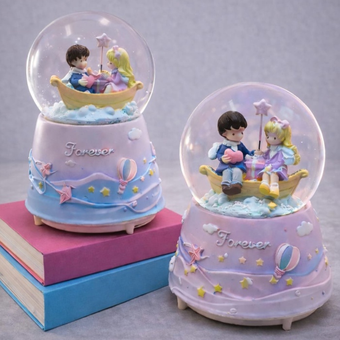 Forever Yazılı Romantik Çift Figürlü Işıklı Büyük Kar Küresi