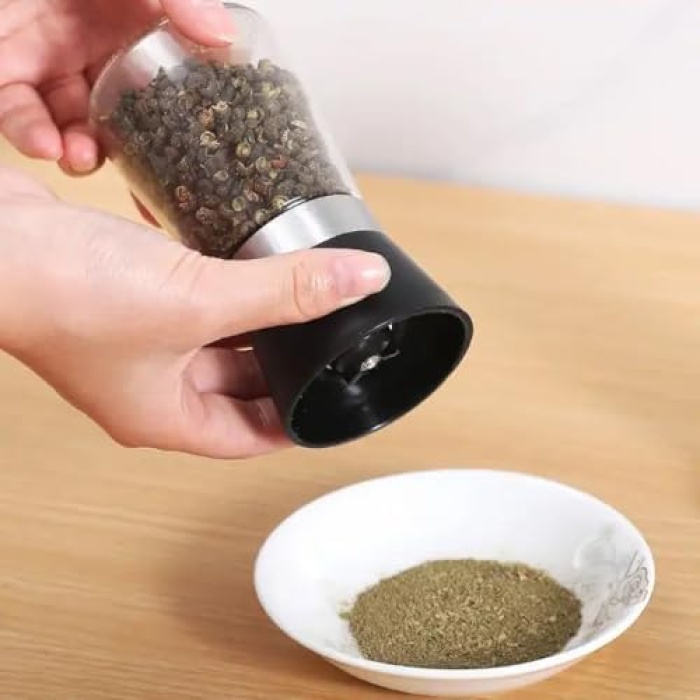 Cam Gövdeli Baharat Öğütücü, Siyah ve Beyaz Renk Seçeneği (Siyah)