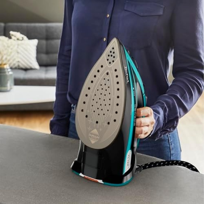 Ultimate Pure FV9844 Buharlı Ütü | 3200 W | Mikro Kalc Filtre | Durilium Airglide Autoclean Taban | Otomatik Kapatma | 0,35 Litre | 31,6 x 15,1 x 16,3 cm | Siyah/ Mavi