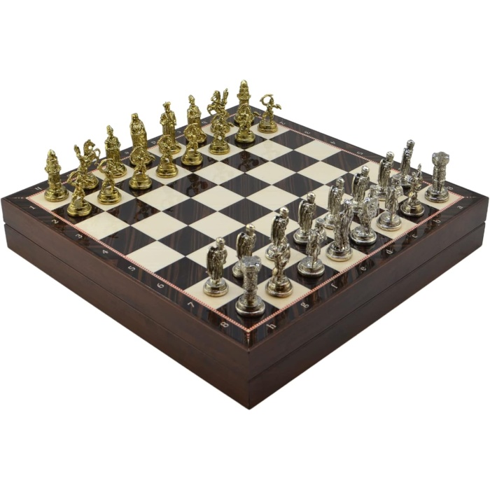 Orta Boy Metal Osmanlı-Bizans Satranç Takımı Parlak ve Ceviz Desenli Sandıklı MDF Tahtası (36x36x6 cm.)