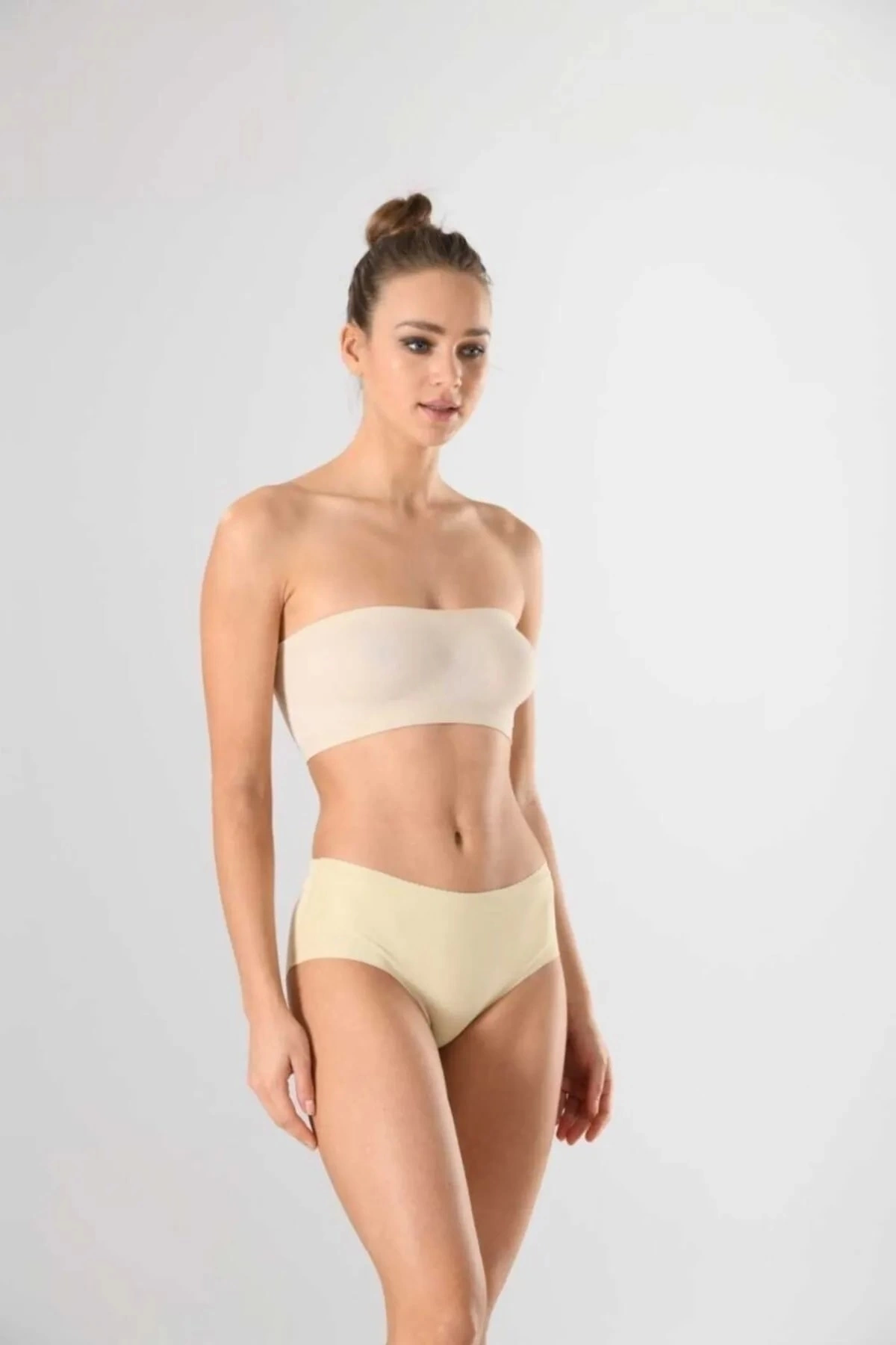 12596 Lazer Kesim Silikonlu Bato Slip