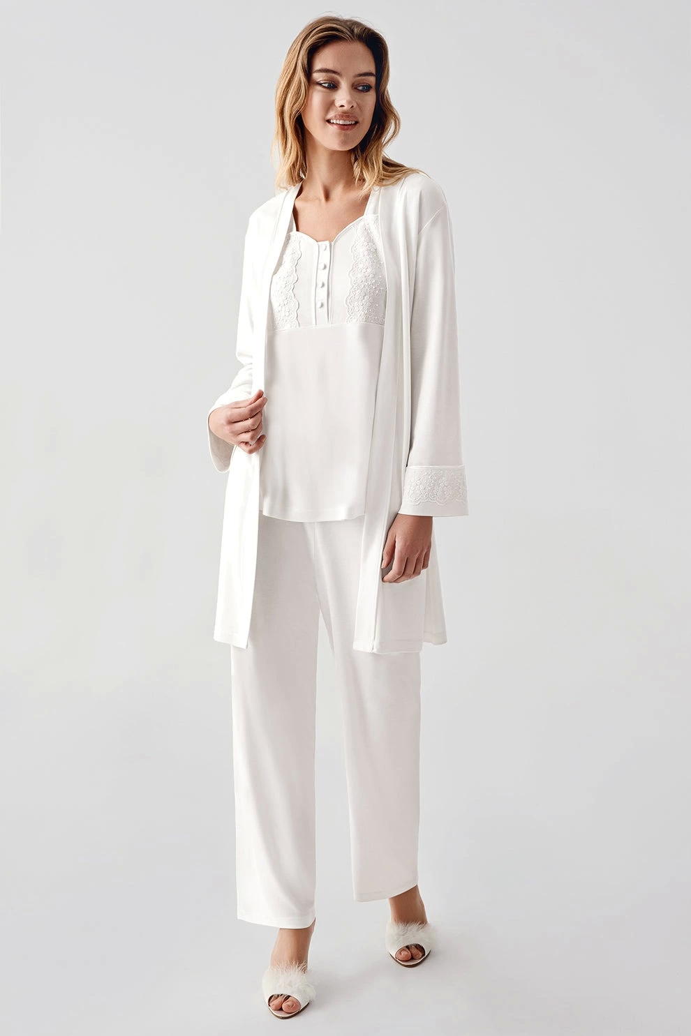 321 Kadın Sabahlıklı Pijama Takımı
