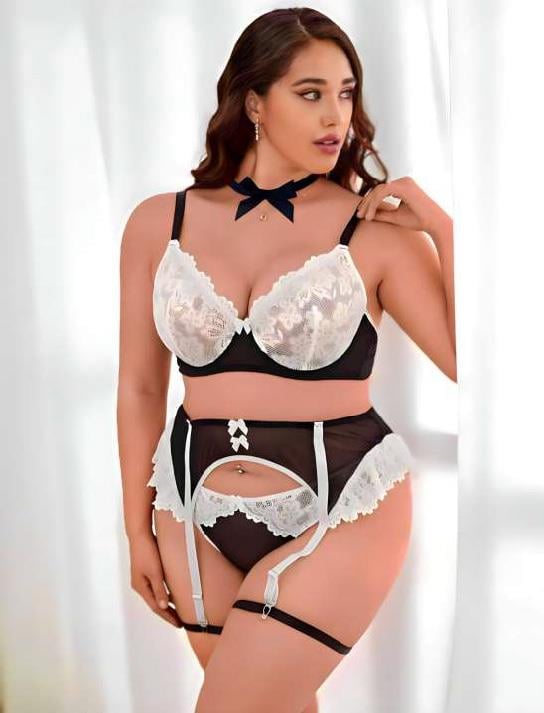 Büyük Beden Siyah Beyaz Dantel İşlemeli Fantezi Jartiyer Takımı görsel 1