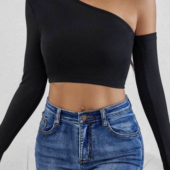 Kadın Siyah Tek Omuz Detaylı Uzun Kol Crop Top Bluz