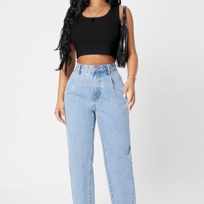 Kadın Siyah Kare Yaka Crop Top Bluz