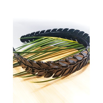 Monalisa Home Kemik Siyah Şık Plastik  Taç