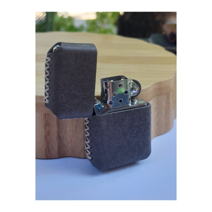 Monalisa Home Renkli Gerçek Deri Kılıflı Özel Tasarım Benzinli Çakmak