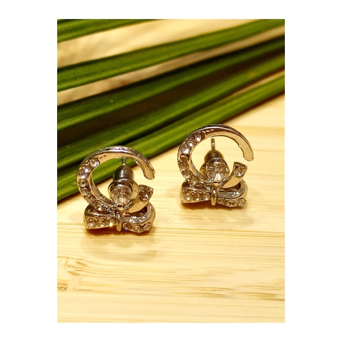 Monalisa Home  Taşlı incilil  Figürlü Minik Lüks Küpe