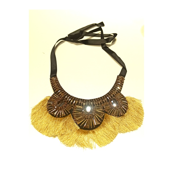 Monalisa Home Lüks Tasarım Taşlı Geleneksel Boyun Sarkaçlı Kolye