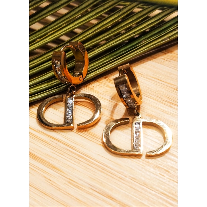 Monalisa Home Çelik Figürlü Lüks Küpe