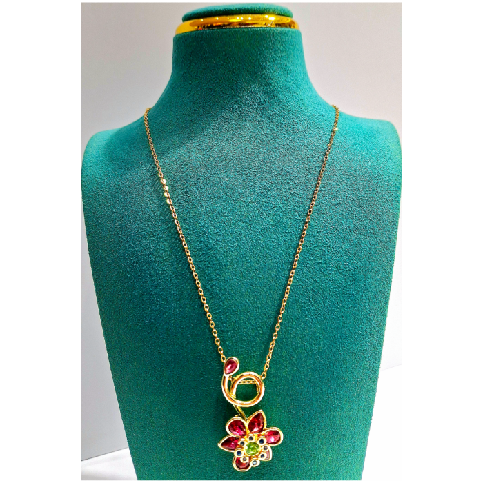 Monalisa Home  Lüks Figürlü Gösterişli  Kararmaz Çelik Kolye