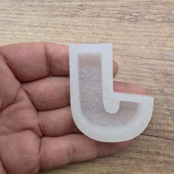 Tekli Harf Epoksi Reçine Kalıbı - J SNTH168 (inci)