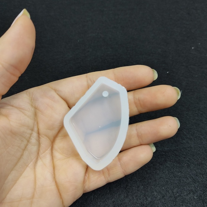 Reçine Epoksi Kalıp Kolye Anahtarlık  Oval Süsleme - A10