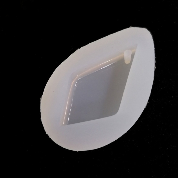 Reçine Epoksi Kalıp-delikli Baklava -  E13