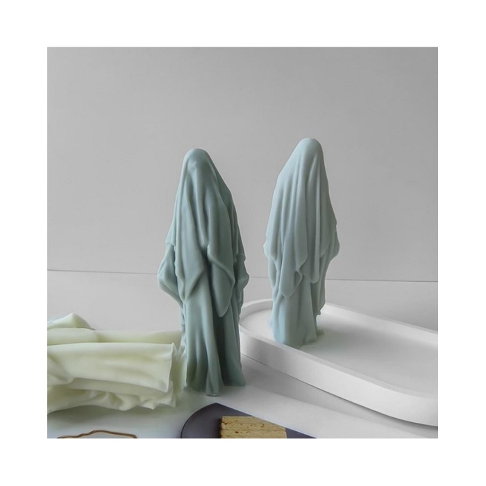 Pelerinli Büyücü Çarşaflı Kadın Cadılar Bayramı Mum Kalıbı - Hobi Silikon Kalıbı -Kod:1218