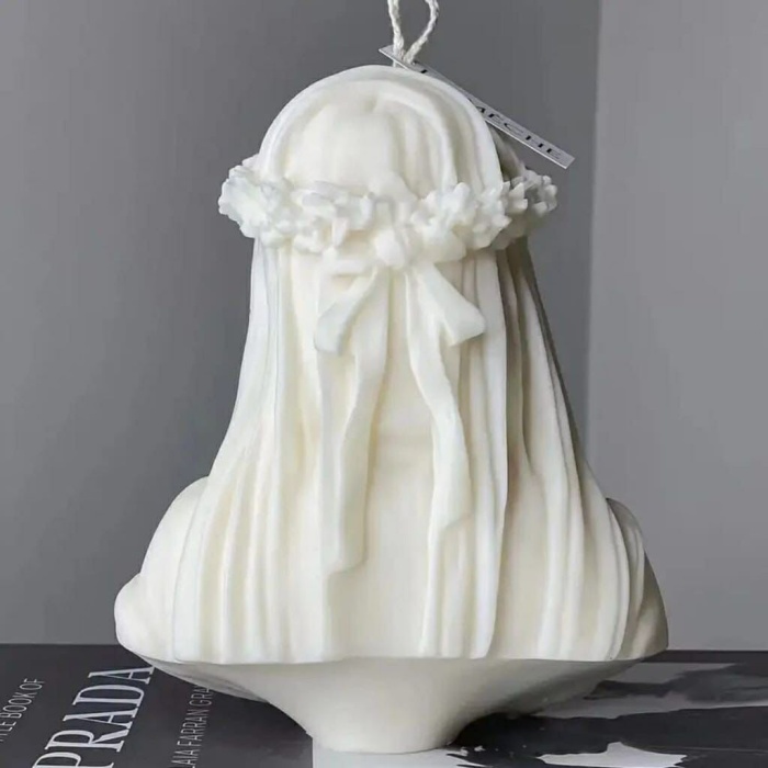 Peçeli Kadın Dekoratif Mum – 11 cm x 10 cm/M:1100