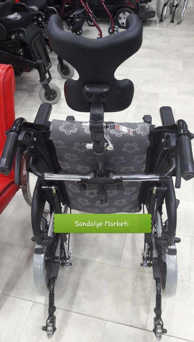 Comfort Recliner Özellikli Tekerlekli Sandalye