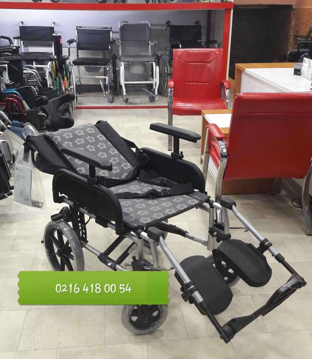 Comfort Recliner Özellikli Tekerlekli Sandalye
