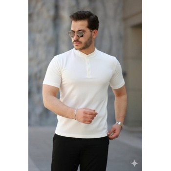 Erkek Kısa Kollu Hakim Yaka önü Düğmeli Viskon Tişört