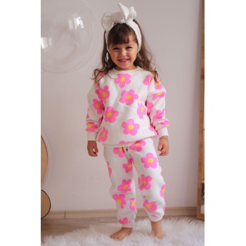 Üç İplik Şardonlu Papatya Baskılı Kız Çocuk Günlük Takım