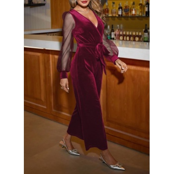 Kadın Uzun Kollu Kruvaze Yakalı Belden Kuşaklı Tül Detaylı Kadife Tulum