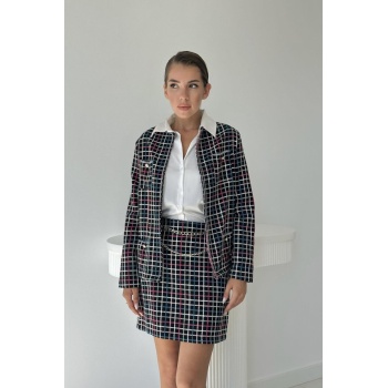 Siyah Önü Açık Ceket Ve Eteği Zincirli Takım