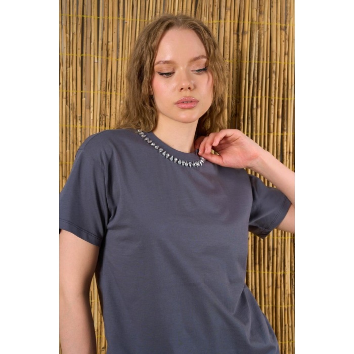 Yakası Taşlı Tshirt - Füme