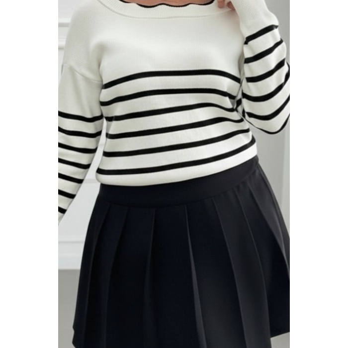 Kadın Beyaz Sırt Bağlama Detaylı çizgi Desen Triko Bluz