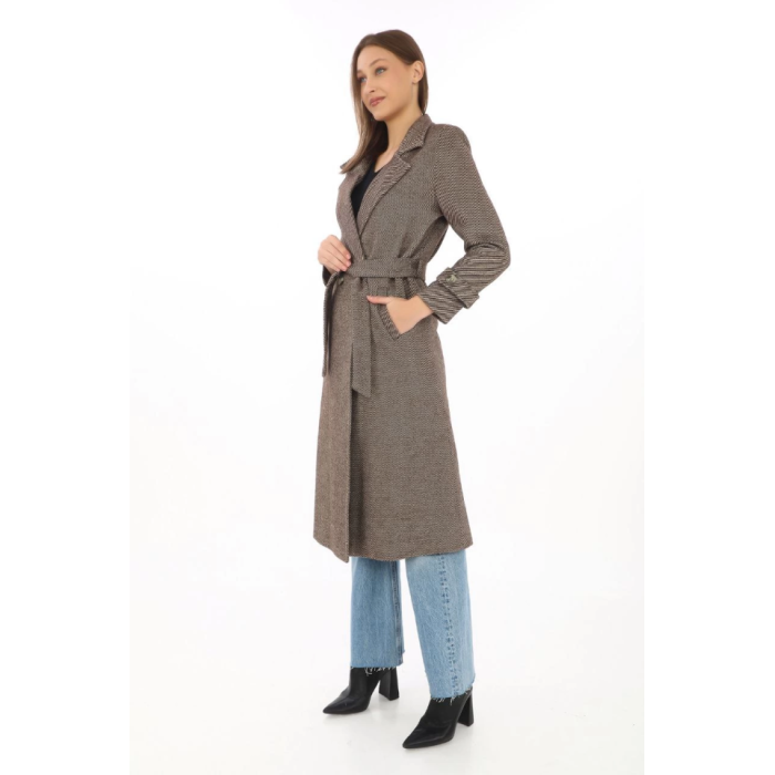 Balık Sırtı Kaşe Kaban – Uzun Boy Kruvaze Yaka Kuşaklı Astarlı Kışlık Tesettür Kaban, Yünlü Dokuma Kaşmir Kumaş, Cepli Rahat Oversize Kalıp Şık Modern Kaban Mont Modeli (Günlük Ve Özel Gün Kombinlerine Uygun) - Vizon