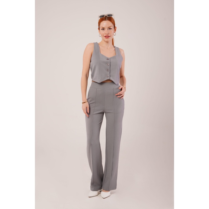 Kalın Askılı Düğmeli Yelek Ve Pantolon Gri Takım