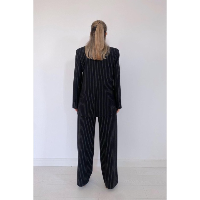 Siyah Çizgili Ceket - Yelek Ve Pantolon Takım