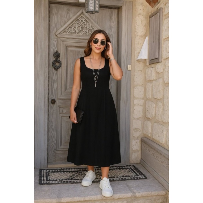 Kadın Askılı Geometrik Yakalı Geniş Kesim Detaylı Ithal Krep Elbise