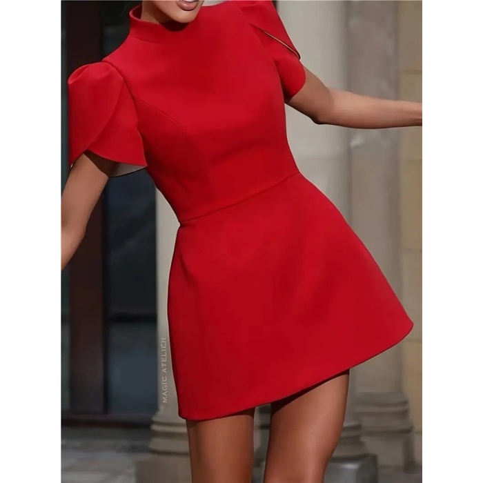 Kadın Kısa Kollu Balıkçı Yaka Arkadan Kelebek Dekolte Detaylı Kısa Atlas Elbise