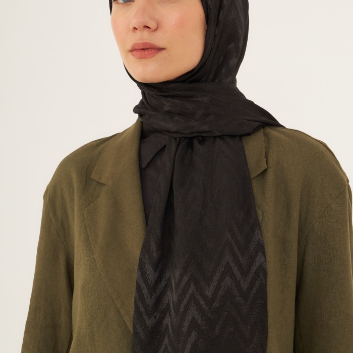 Zikzak Desen Parlak Jakar Şal - Siyah