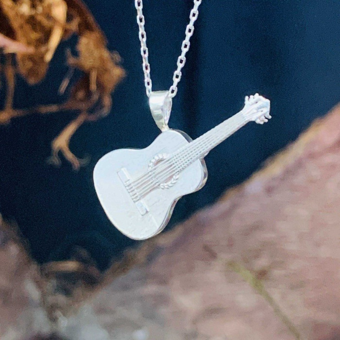 3D Gümüş Küçük Klasik Gitar Kolye (BG-KLY-710)