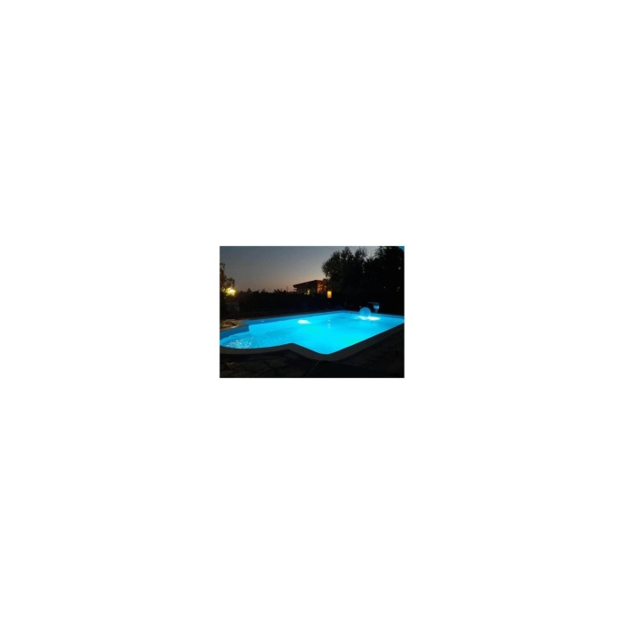 32 Watt Smd Led Kırmızı Kovansız Havuz Lambası 22,50 Cm Çapındaki Kovana Uyumlu