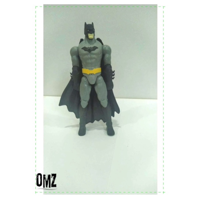 Tekli Batman 18 Cm Işıklı Hareketli Betmen Figür Kız Cocuk Erkek Cocuk Oyuncak Egitici Oyuncak Kız