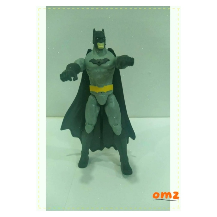 Tekli Batman 18 Cm Işıklı Hareketli Betmen Figür Kız Cocuk Erkek Cocuk Oyuncak Egitici Oyuncak Kız
