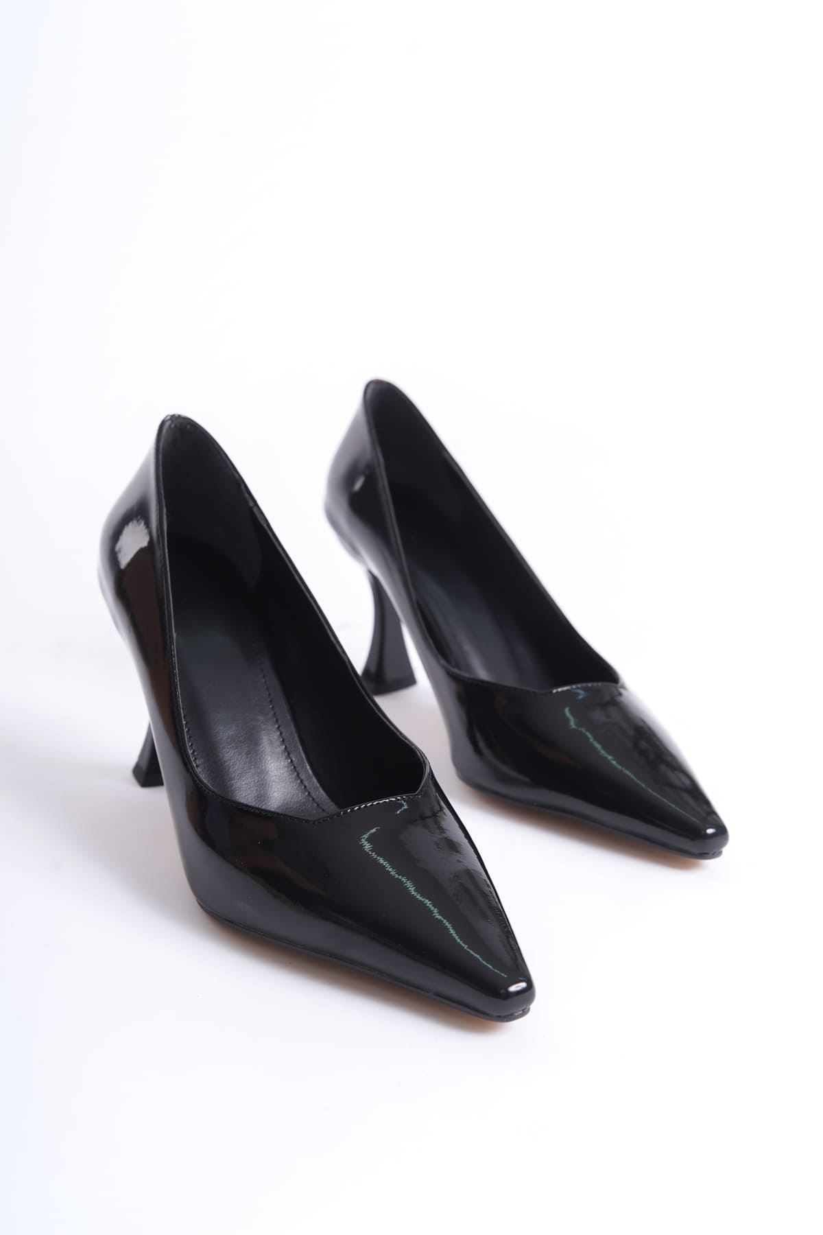 Kadın Siyah Rugan Stiletto TR08MS27A