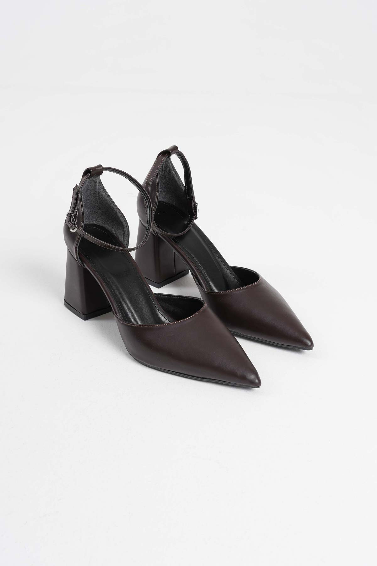 Acı Kahve Cilt Kadın Topuklu Ayakkabı TR08MS11F