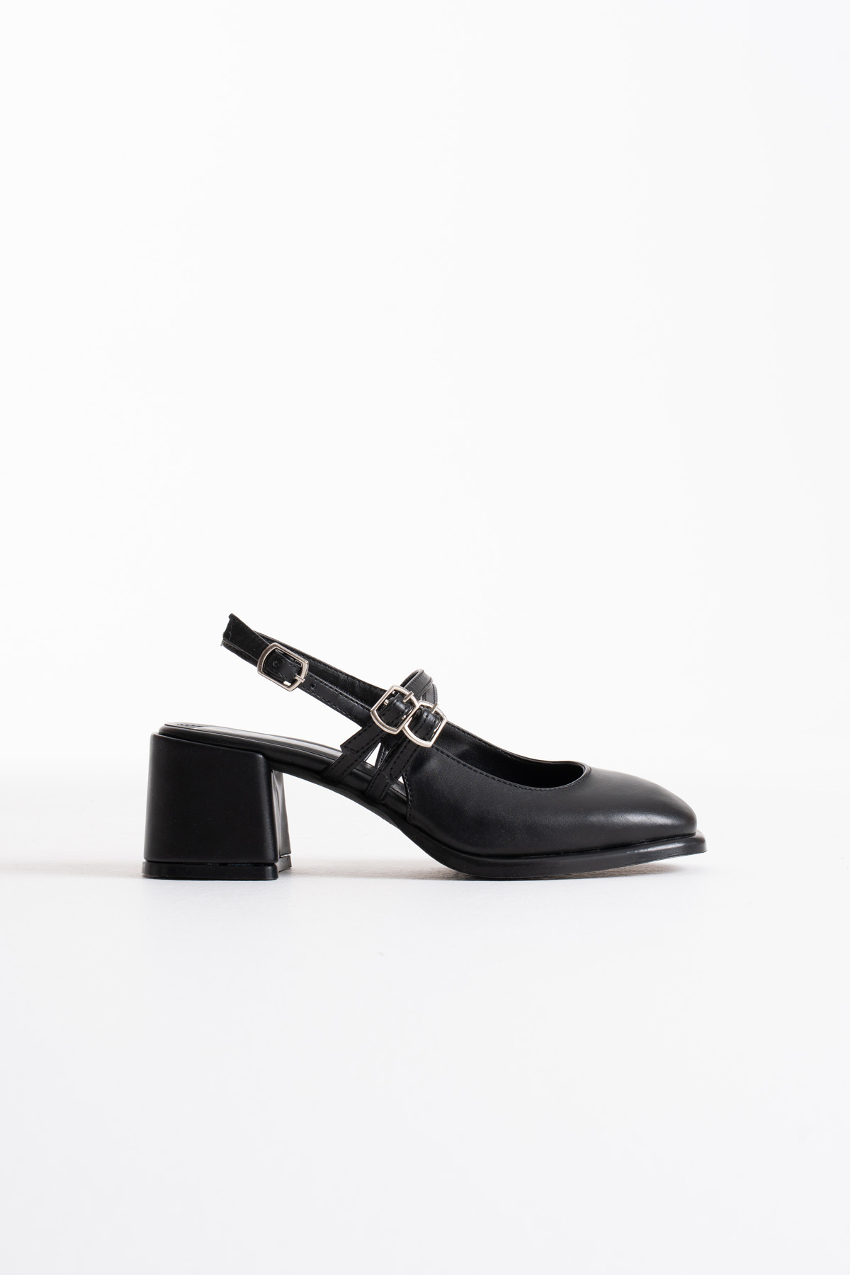 Siyah Cilt Kadın Topuklu Ayakkabı TR02MS03C