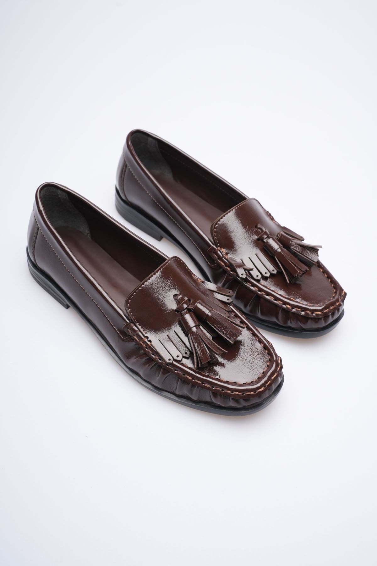 Acı Kahve Rugan Püsküllü Kadın Loafer Ayakkabı TR88MS01B