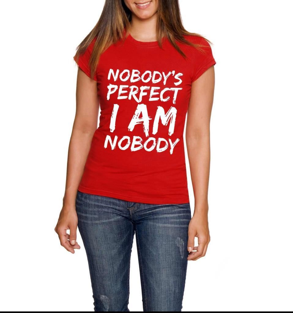 Nobody Baskılı Dar Kesim Kadın Kırmızı t-shirt